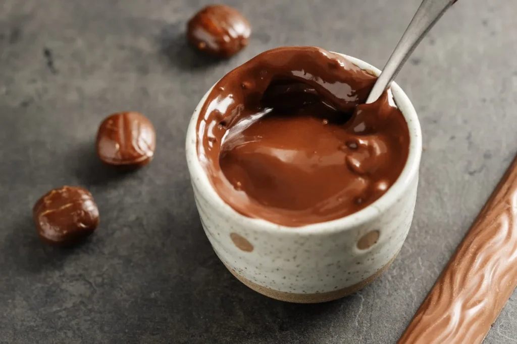 Chocolate Dip Guide: Delicious Recipes & Creative Pairings